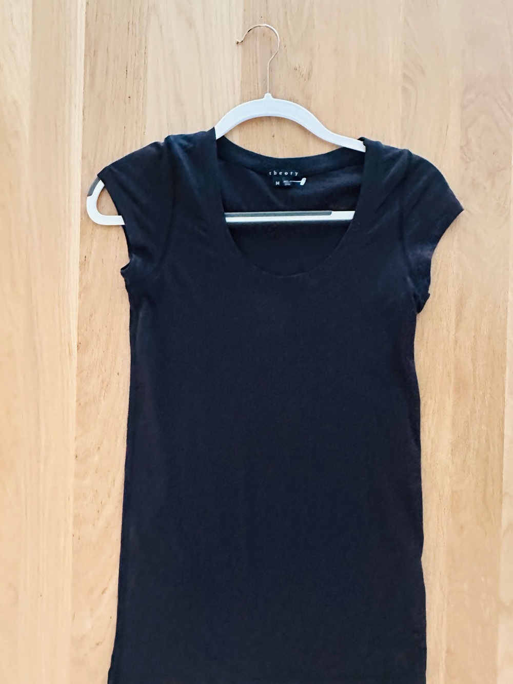 NWOT Theory Black Cotton Short Sleeve Top, medium